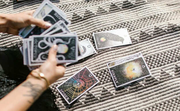 The Benefits of Professional Readings; Exploring Your Options Psychic Readings. Image via pexels