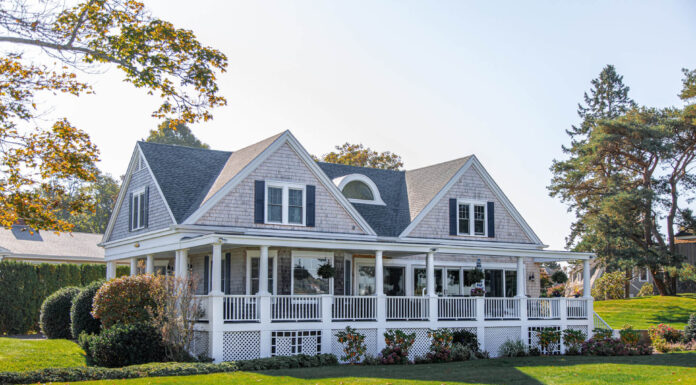 How to Find the House of Your Dreams … and How to Move There in Style Dream House