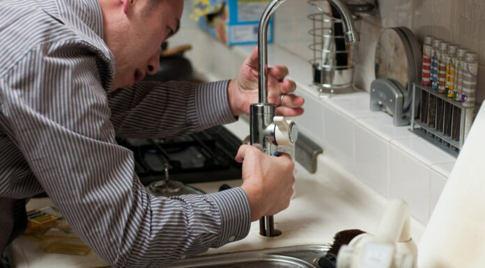 Reasons Why You Might Need to Call a Professional Plumber Professional plumbing