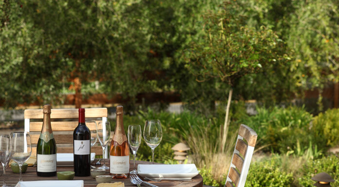 Discover one of Napa’s Oldest Wineries—Schramsberg Vineyards Lunch in the vineyard at Schramsberg
