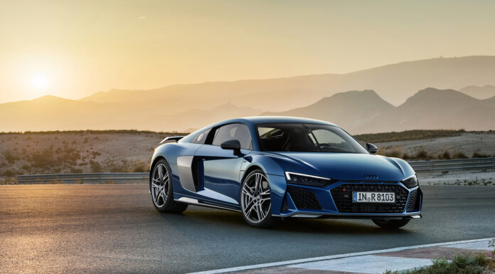 The Ultimate Driving Machine: Audi’s R8 Takes Its Final Lap Audi R8 Coupé V10 performance quattro in Ascari Blue metallic