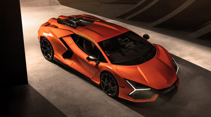 Experience Power and Performance with Lamborghini Revuelto Lamborghini Revuelto