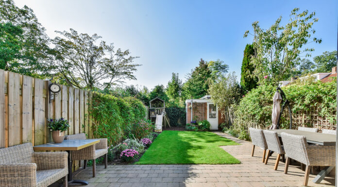 Stylish Greens: 6 Practical Outdoor Decor Ideas for Families Stylish Outdoor Design Ideas for your home