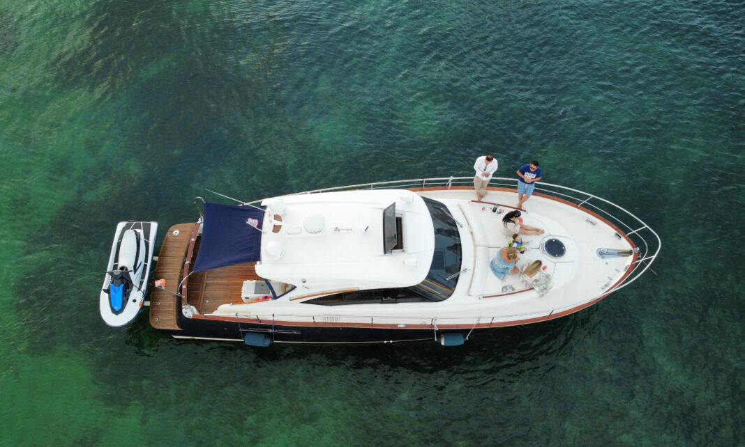 Fort Lauderdale Luxury Yacht Charters