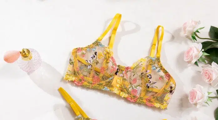 How to Make Sure Your Bra Collection Matches Your Wardrobe 2pc lingerie set