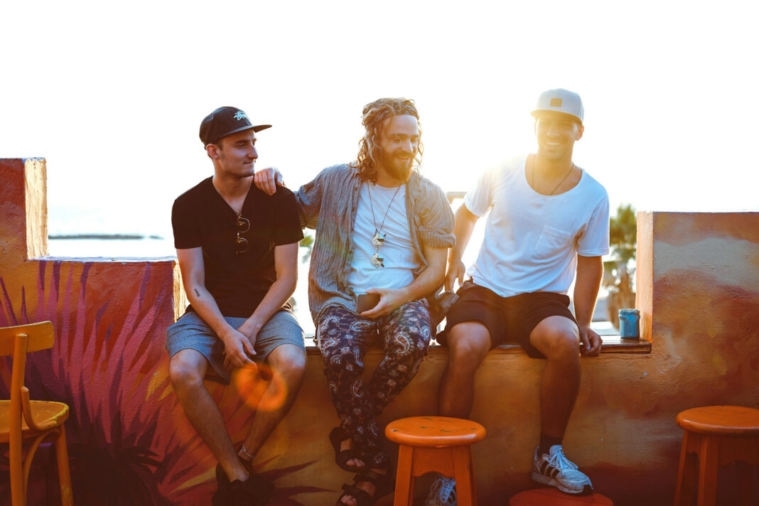 a group of friends at a bachelor party get together. Photo by Toa Heftiba thru unsplash.com