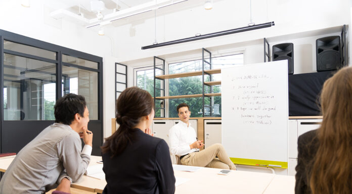 Top 5 Programs to Teach English in Taiwan English Teaching program in Taiwan. Photo by Adobe free stock image.