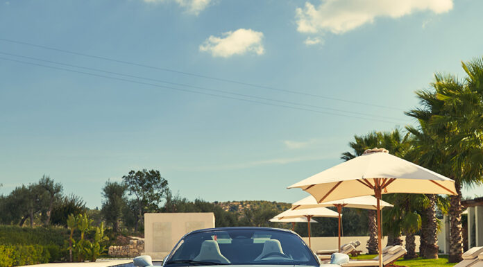 Maserati MC20 Cielo Drop-Top is all about Embracing the Sky Maserati MC20 Cielo Acquamarina