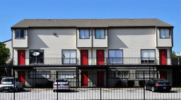 Understanding Roofing Essentials: Key Factors in Real Estate Investment Real Estate Investment - Photo by F. Muhammad from Pixabay. apartment-complex-2821981_1280