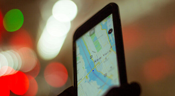 Exploring the World on a Student Budget: 6 Apps That Can Help Students on a Budget on an App. Photo by Enrique-Alarcon-sSzf5VG-n3s-unsplash