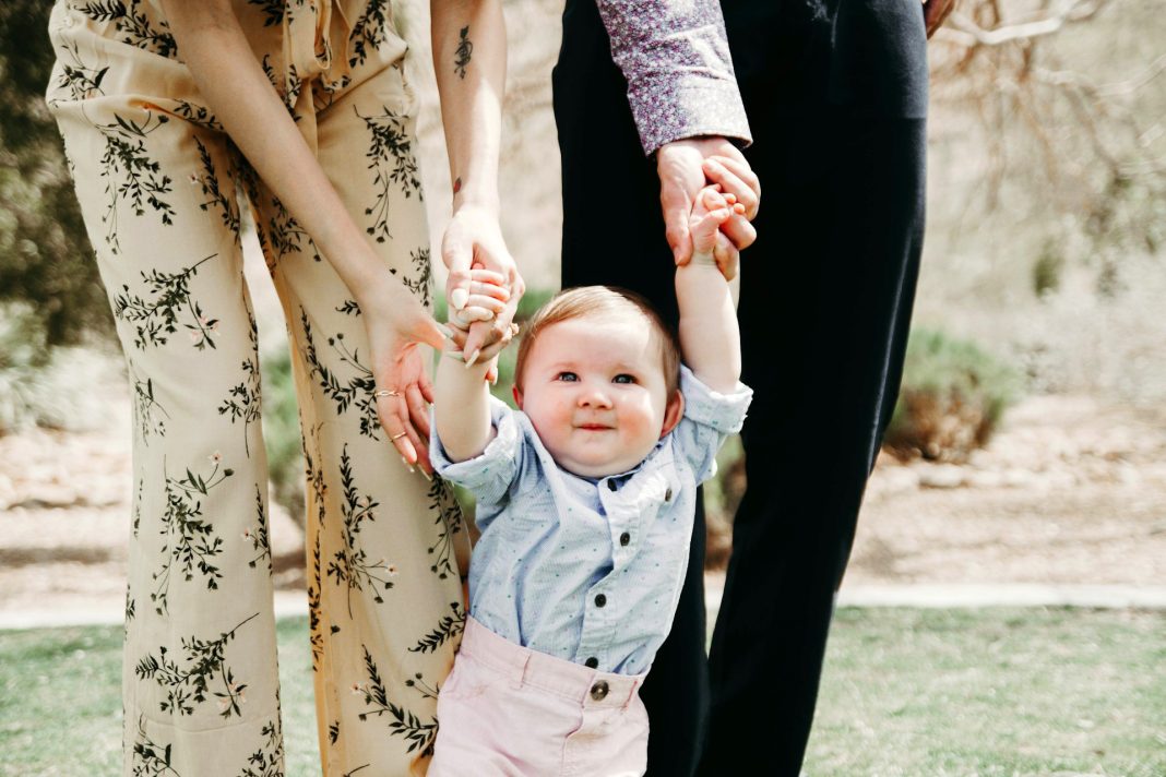 Child Custody Battle between parents. Photo by Kenny Eliason via unsplash