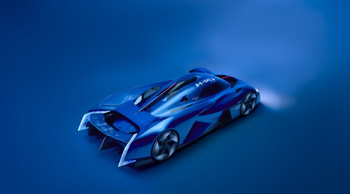 Alpine Alpenglow Hy4: A Hydrogen-Fueled Vision Alpine Alpenglow concept car side photo