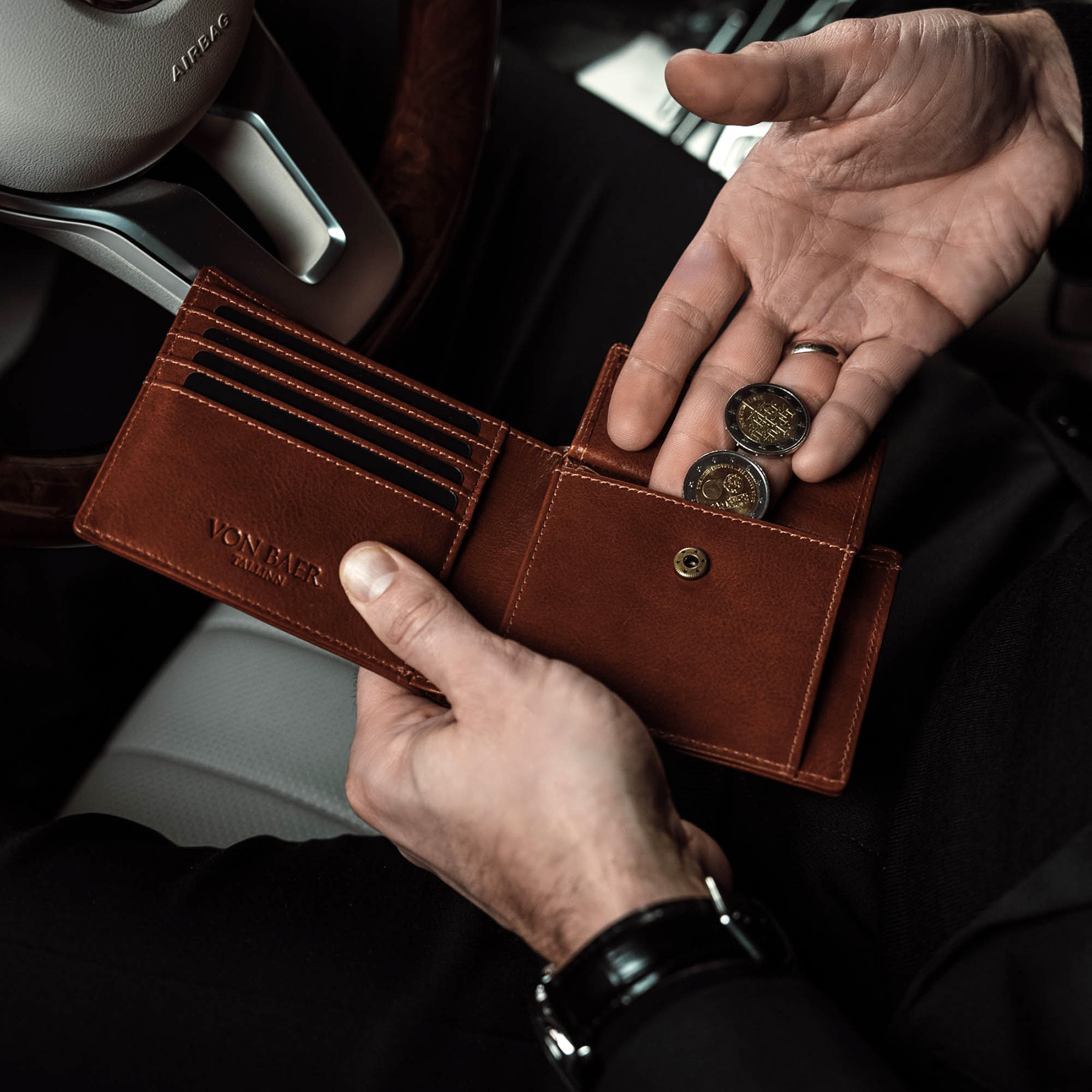 Bifold Wallet from Vonbaer.com Bifold Wallet from Vonbaer.com