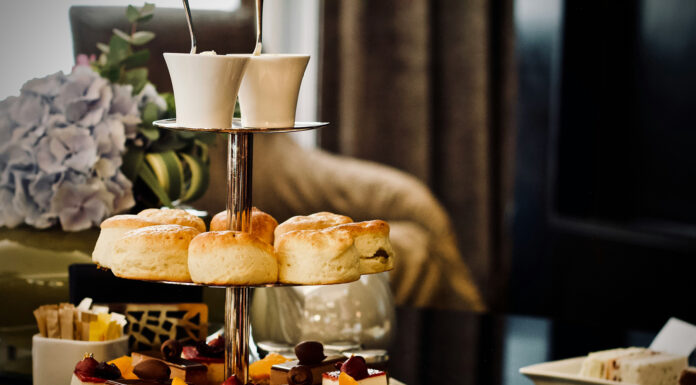 Tips For Creating a Quintessential English Afternoon Tea Tea serving. Photo by Jelleke Vanooteghem via unsplash
