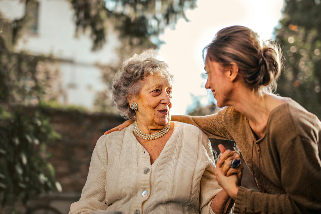 In Home Respite Care for the elderly. Photo by Andrea Piacquadio via pexels