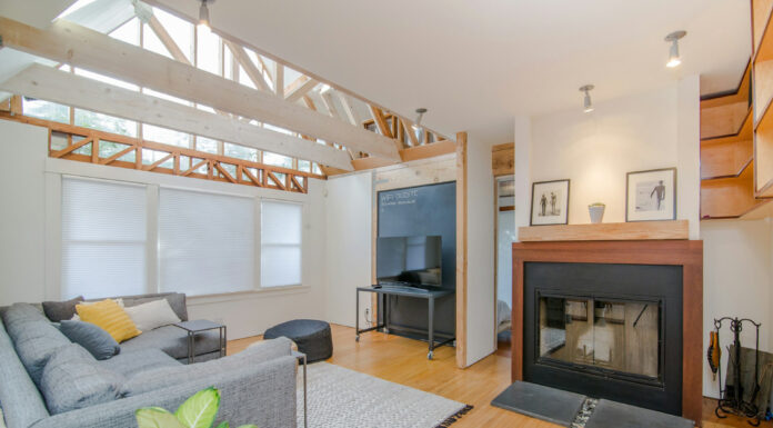 Why a Custom Home is the Perfect Choice for Your Family Perfect Family living room. Photo by Outsite Co via unsplash