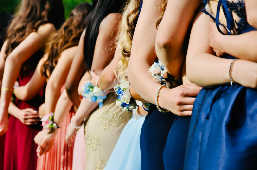 Prom Style looks. Photo by Todd Cravens via unsplash