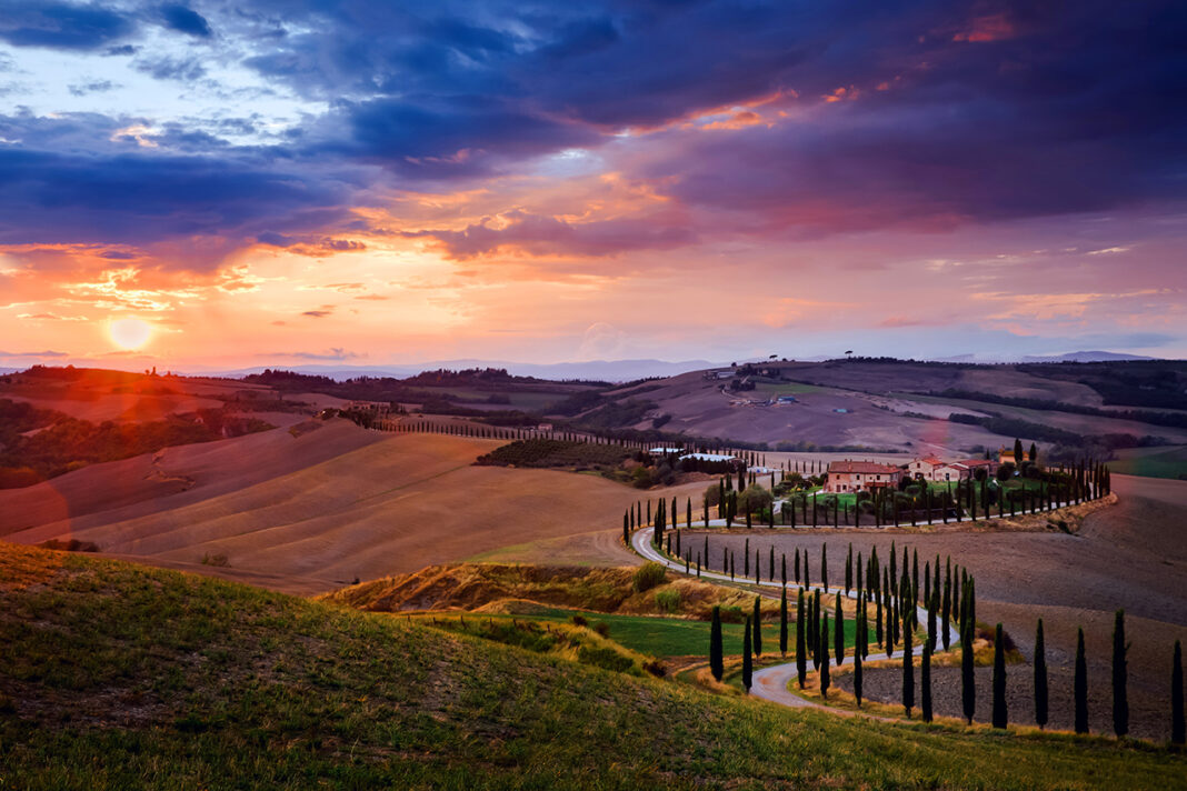 Beautiful Tuscan house and lanscape in autumn