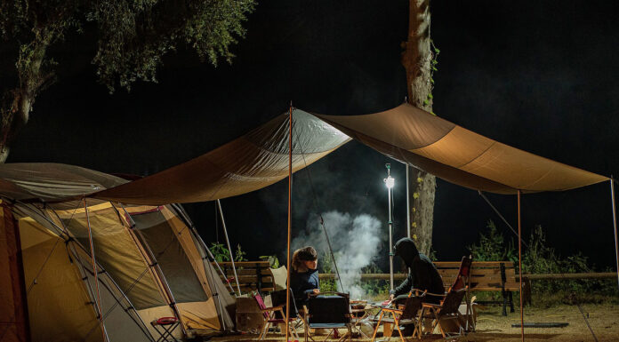 How to Pack for a Fun and Relaxing Camping Trip Enjoying a camping trip. Image by 철민 박 from Pixabay