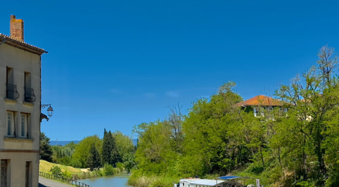 French Canal du Midi Cruise with European Waterways Enchanté in Trèbes