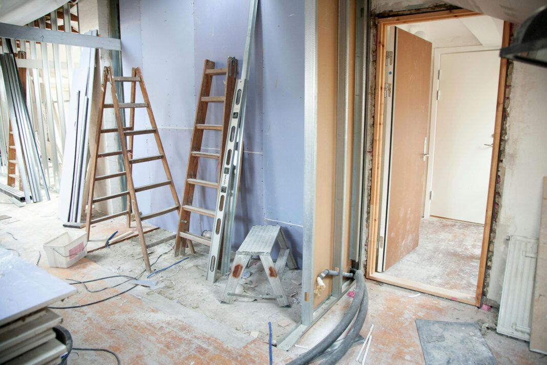 Home improvement. Photo by Rene Terp via pexels