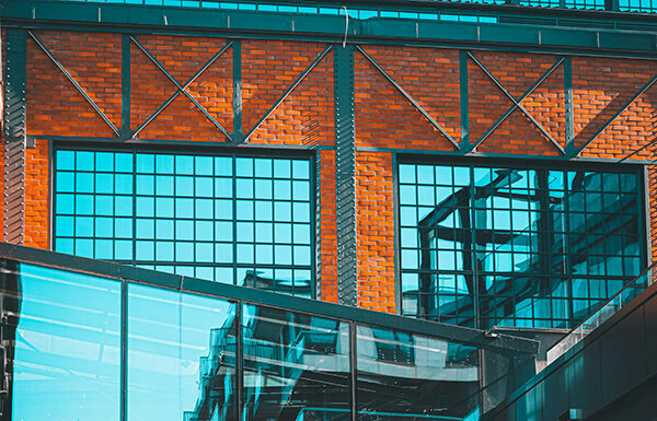 Clapham Construction – Loft Extensions for Creative Studios: Design Tips Loft Extensions. Photo by Sylwester Walczak via Unsplash