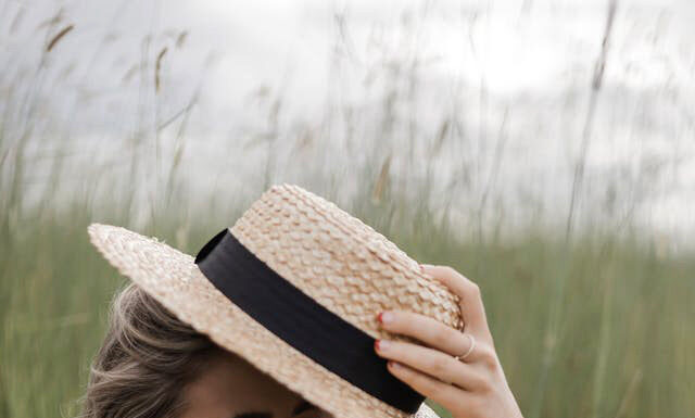 Can Your Summer Cocktail Dress Outshine the Sun? How to Style It for Every Sunset Soirée Summer cocktail dress. Photo by Liane Cummins via pexels