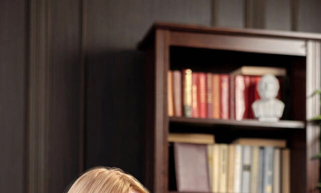 How Injury Attorneys Can Help You Navigate Complex Cases Injury Attorney working on her clients case. Photo by August de Richelieu via pexels