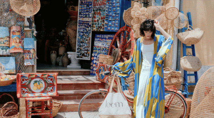 Leems Unveils High Summer Collection: A Celebration of Bold Colors Leem - LEEM - Graphic-print relaxed-fit Kaftan - £165