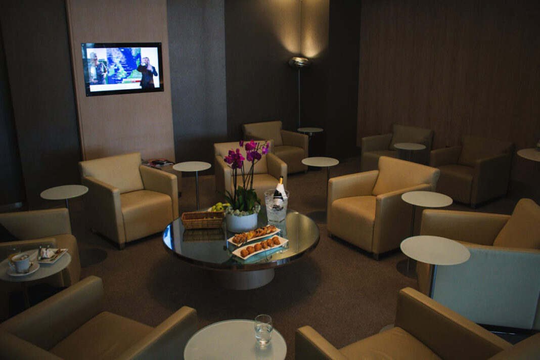 Luxurious Airport Experiences. photo by Connor Danylenko via pexels