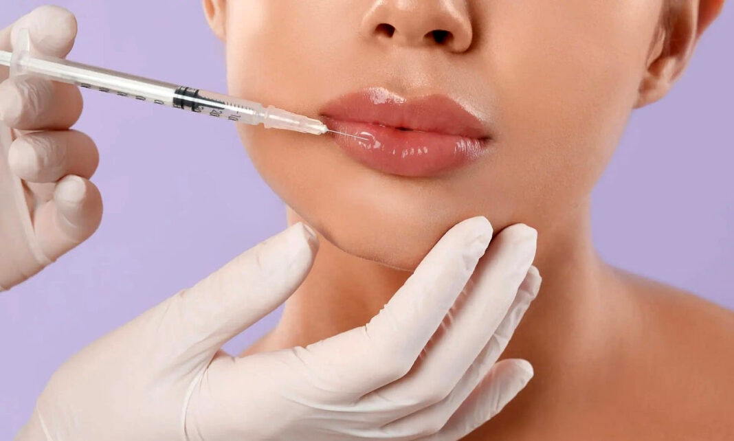Plastic Surgery facts. Photo by Maykudi from pixabay