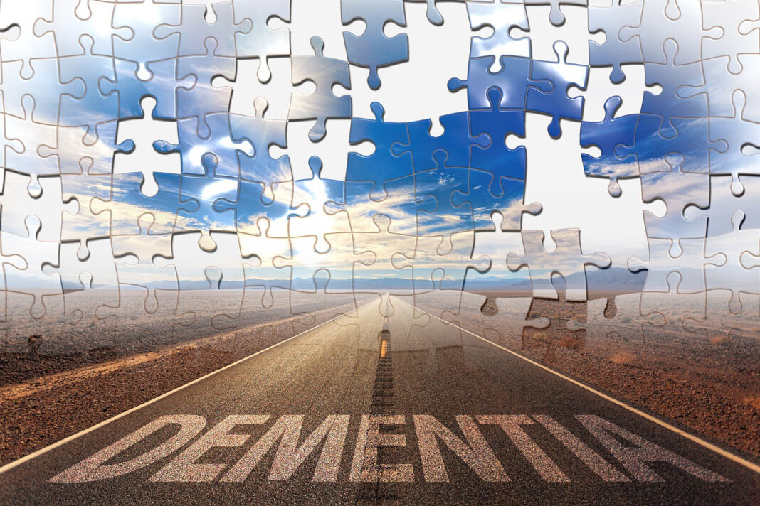 The Link Between Hearing Loss and Cognitive Decline. Photo by Gerd Altmann from pixabay
