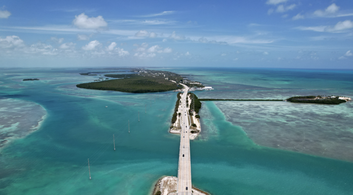 Exploring the Florida Keys in Style: A Five-Star Adventure Exploring the Florida Keys. Photo by David via adobe