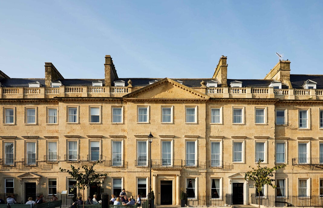 Hotel Indigo, Bath Exterior