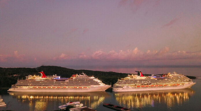 The Ultimate A to Z Guide for a Family Trip of a Lifetime Family Travel experience. Photo by Samson Bush via pexels