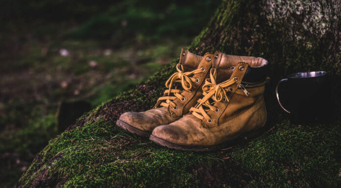 7 Essentials to Add to Your Wardrobe Before Your Next Outdoor Sporting Adventure Perfect shoe wardrobe for adventure. Photo by Lum3n via pexels