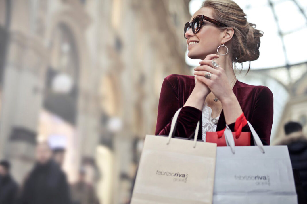 Shopping Experience. Photo by Andrea Piacquadio via pexels