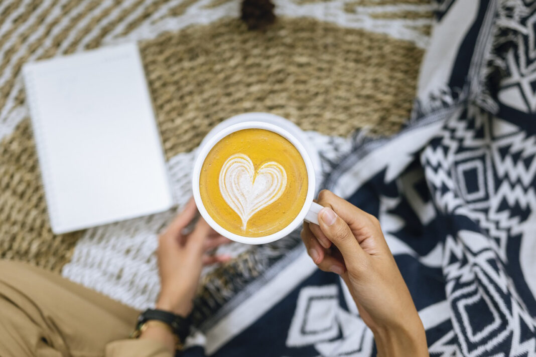 self-care. Photo by Bild von Iqbal Nuril Anwar auf pixabay