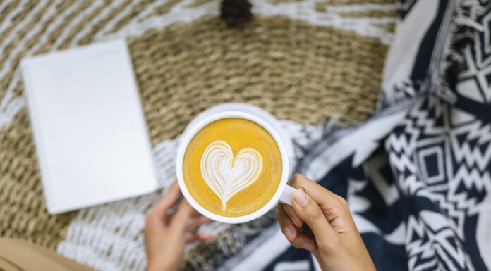 The Role of Self-Care in Building a More Successful Life self-care. Photo by Bild von Iqbal Nuril Anwar auf pixabay