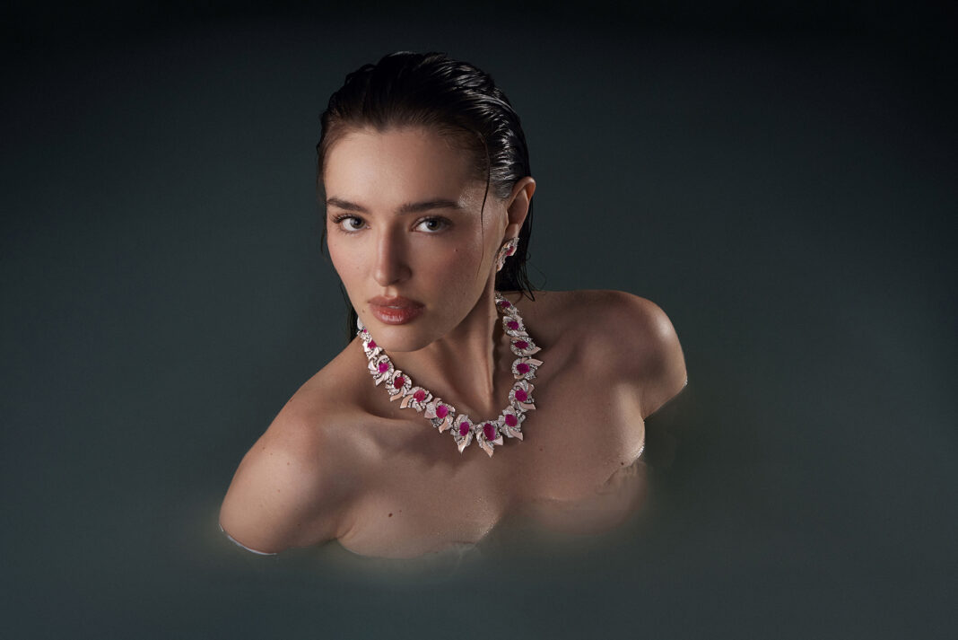 Ananya White Gold Necklace & Earrings Ruby, Pink Mother of Pearl and Diamond Ananya White Gold Necklace & Earrings Ruby, Pink Mother of Pearl and Diamond