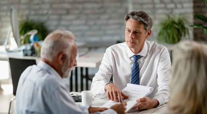 6 Important Calls for Estate Planning Preparation Estate Preparation. Photo by Drazen Zigic via freepik