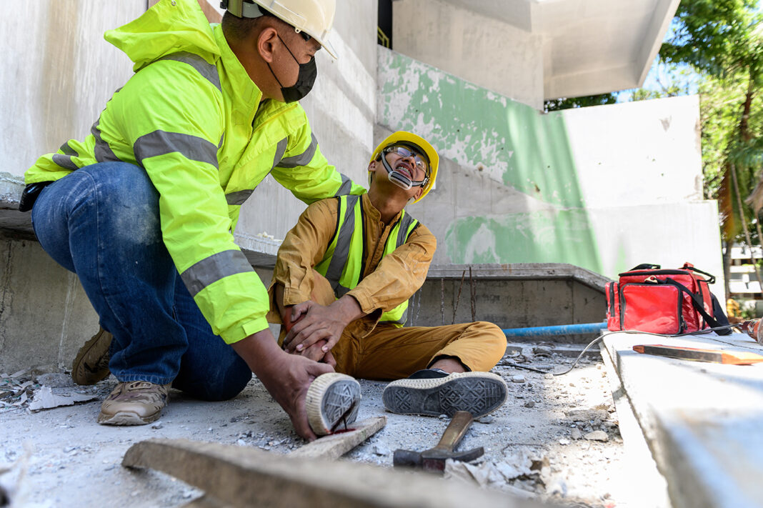 Filing Personal Injury Lawsuits for Construction Site Accidents. photo by kokliang1981 via adobe