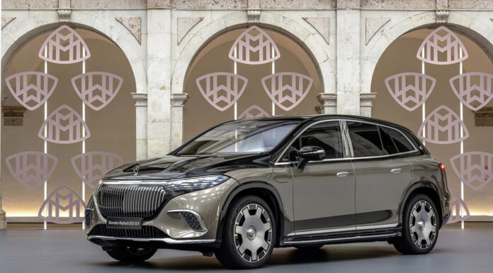 Top 5 Best Luxury SUVs to Buy Right Now Mercedes-Maybach EQS