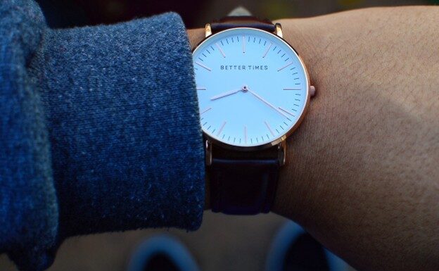 Color Coordination When Styling With Watches Styling with Watches. Photo via pixabay