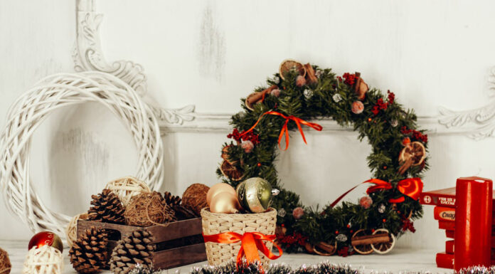 A Guide to Wreath and Crown Making in Belfast This Christmas Wreath and Crown Making in Belfast This Christmas. Photo via Pexels By Iriser