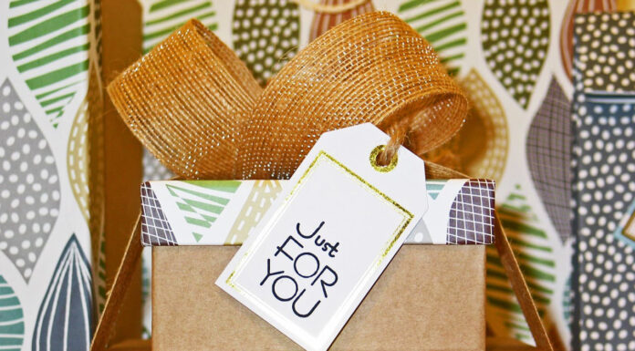 The Ultimate Guide to Building a Perfect Gift Basket for Every Budget Gift Basket. Photo by pixabay via pexels