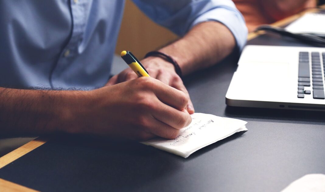 Legal process for criminal charges. Image by StartupstockPhotos from Pixabay