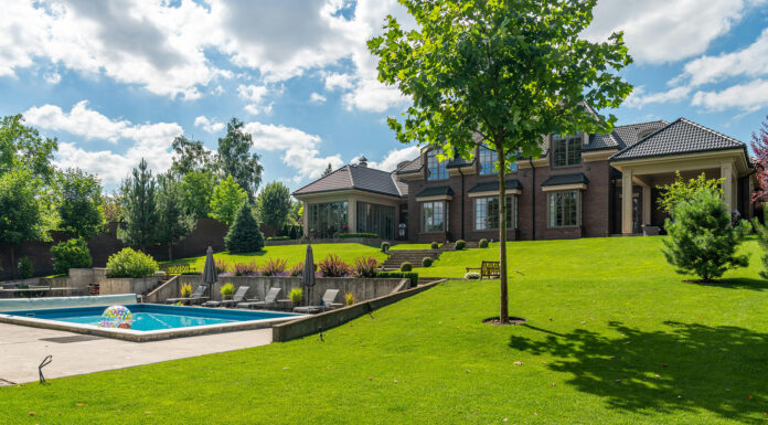 What Are the Upgrades That Actually Redefine Living in Style? Living in Style. Photo by Max Vakhtbovycn via pexels