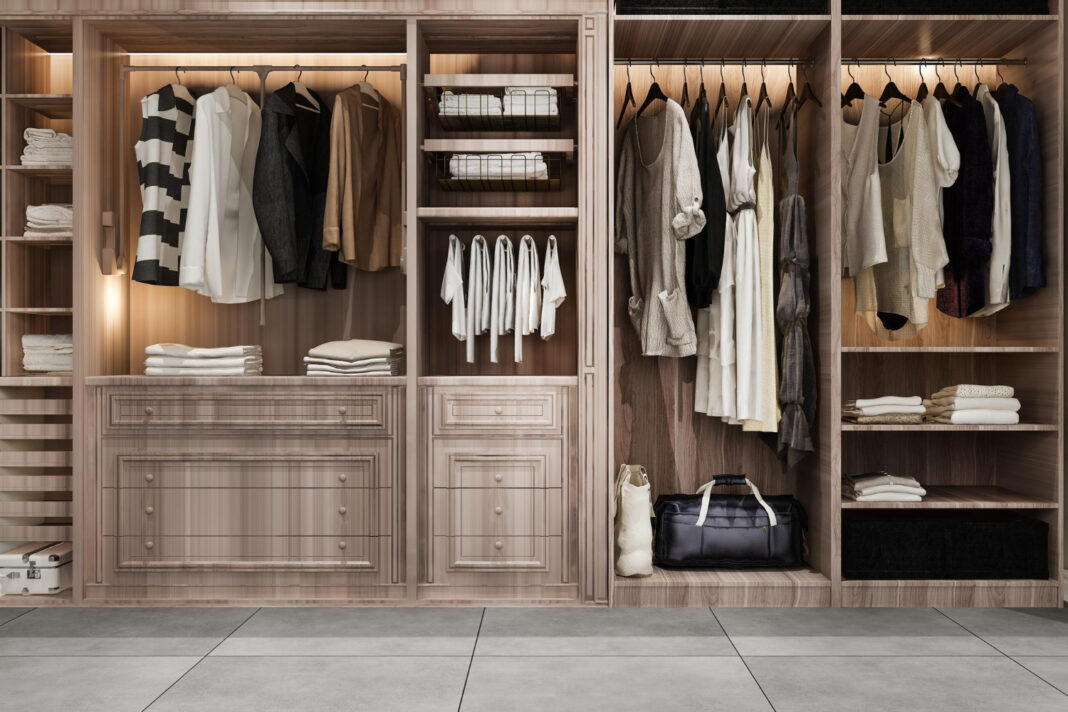 Luxury Capsule Wardrobe for Winter. Image by dit26978 on Freepik