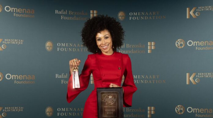 An Evening of Elegance and Purpose: The Story of the TOP CHARITY Auction Omenaa Mensah_TOP CHARITY Auction_fot.AtelierGebscy